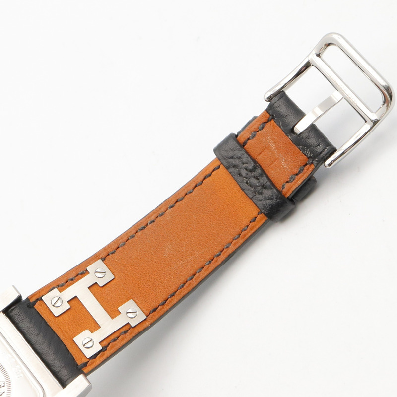 愛馬仕 Medor 女士腕錶，不鏽鋼錶殼配皮錶帶，銀色，型號 ME3.210-18