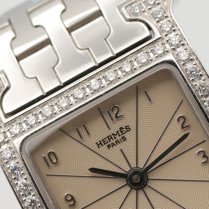 愛馬仕 H 系列腕錶，鑲鑽錶圈，不鏽鋼材質，女錶，銀色，型號 HH1.230-8
