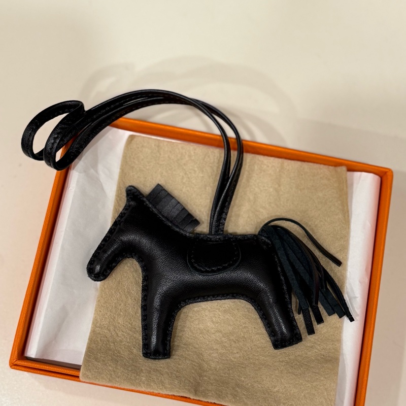 Hermes愛馬仕 RODEO MM 小馬造型小羊皮吊飾 (全黑)-0