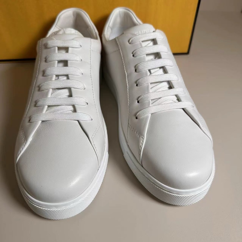 閒置未使用 Fendi 芬迪小白鞋 附件盒子 38碼-1