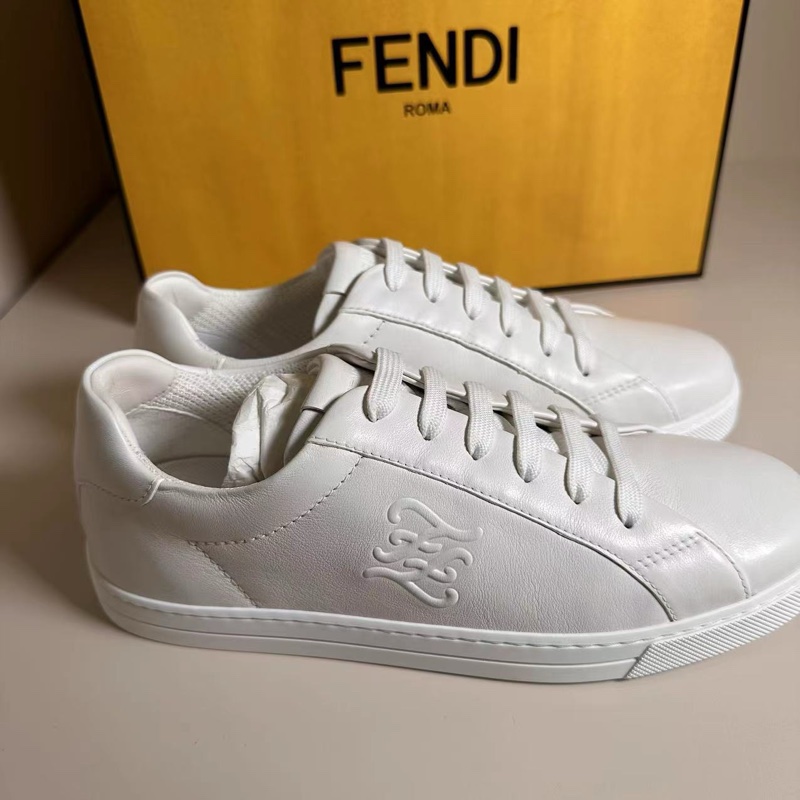 閒置未使用 Fendi 芬迪小白鞋 附件盒子 38碼-2
