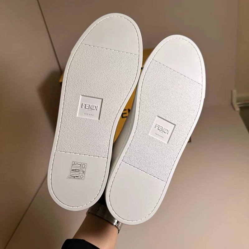 閒置未使用 Fendi 芬迪小白鞋 附件盒子 38碼-7