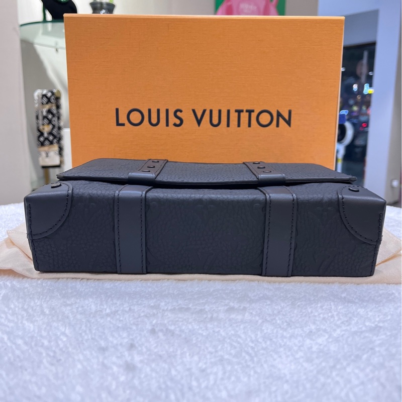 99❤️路易威登/Louis Vuitton 全皮壓紋Trunk 男款 黑色-3