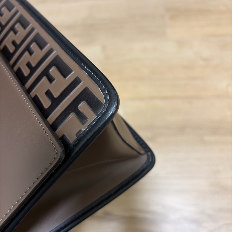 Fendi 咖啡色牛皮Kan I F Zucca中號手提兩用肩背包-7