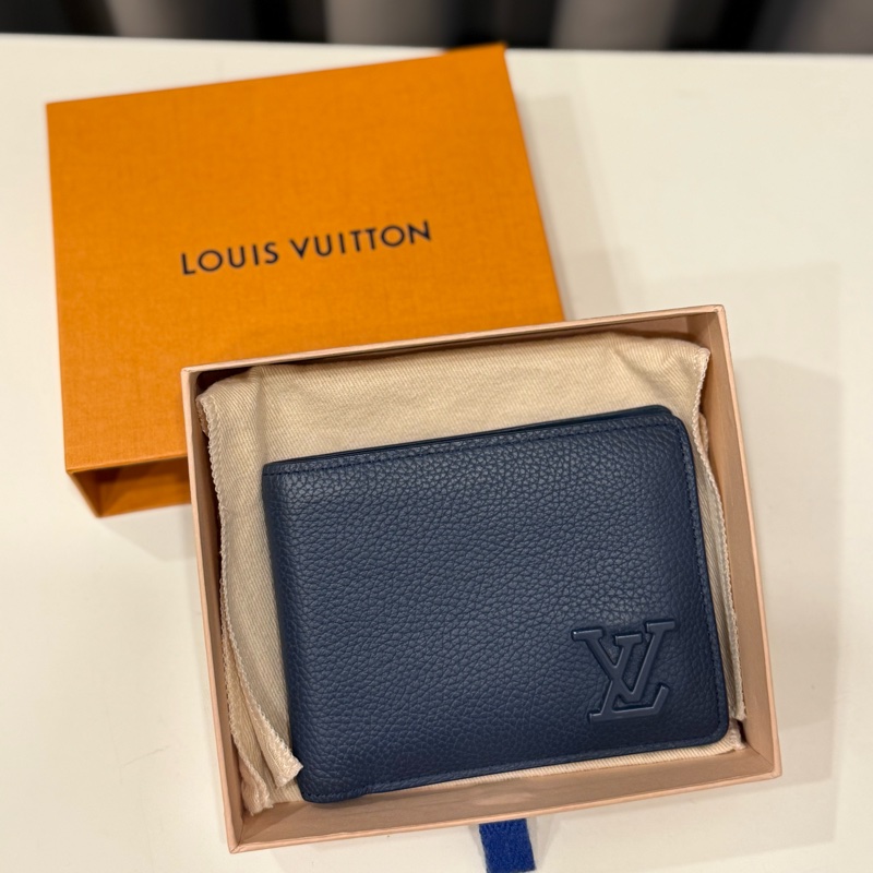 Louis vuitton 路易威登 Multiple系列立體LV標誌牛皮對折皮夾(藍色)-0