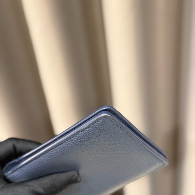 Louis vuitton 路易威登 Multiple系列立體LV標誌牛皮對折皮夾(藍色)-7