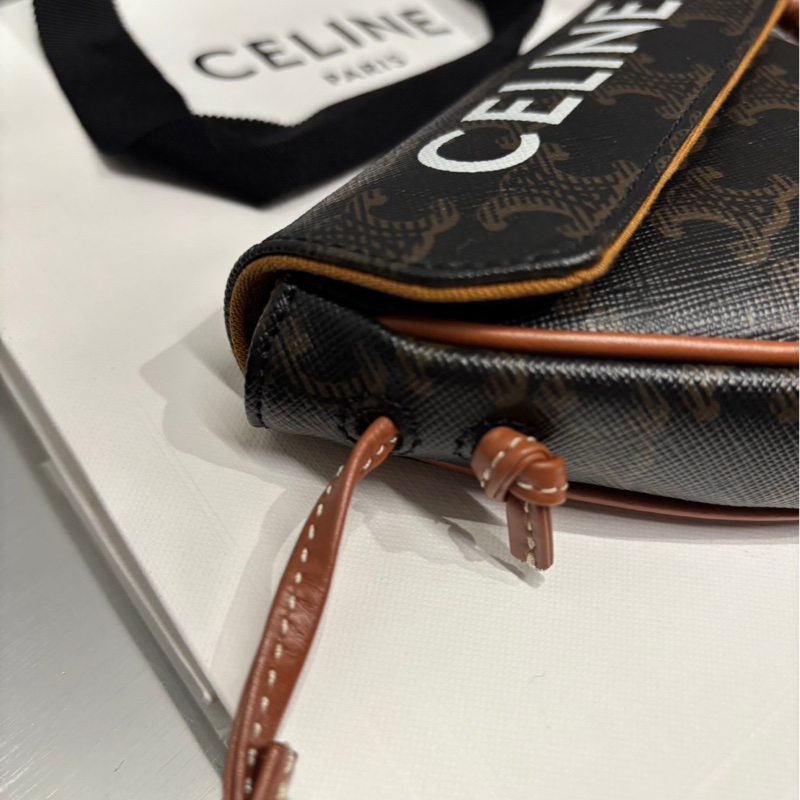 超可愛🌟Celine 可愛三角小包｜Classic Trend CT精品｜台北東區實體-3