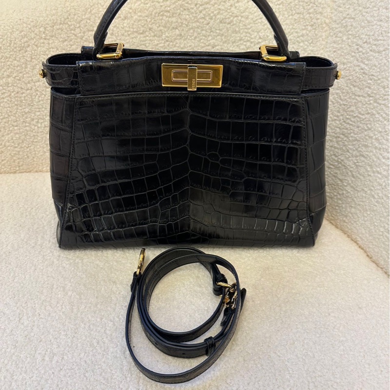FENDI 芬迪女士手提包 稀有皮質 Peekaboo 黑色鱷魚皮-1