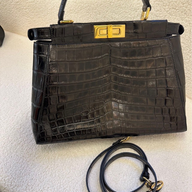 FENDI 芬迪女士手提包 稀有皮質 Peekaboo 黑色鱷魚皮-5