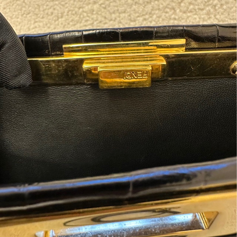 FENDI 芬迪女士手提包 稀有皮質 Peekaboo 黑色鱷魚皮-6