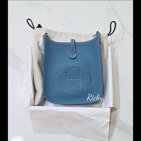全新全配 Hermes 愛馬仕 mini Evelyne 牛仔籃銀釦 K刻