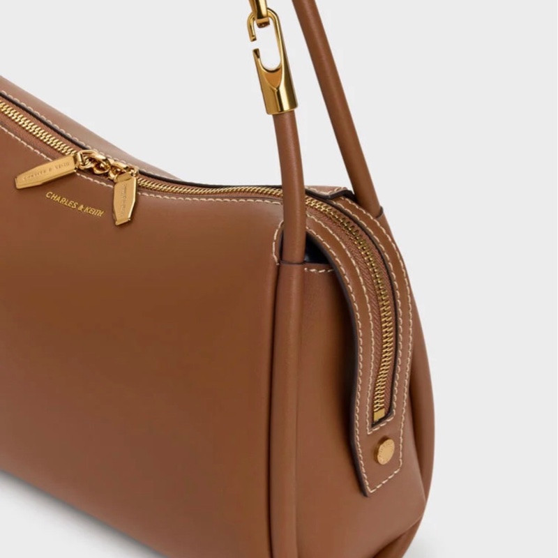 CHARLES & KEITH  Lyla 肩背包 - 巧克力-6