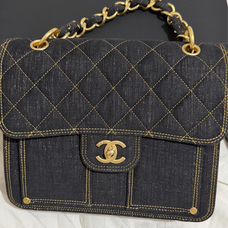Chanel 絕版牛仔後背包-1