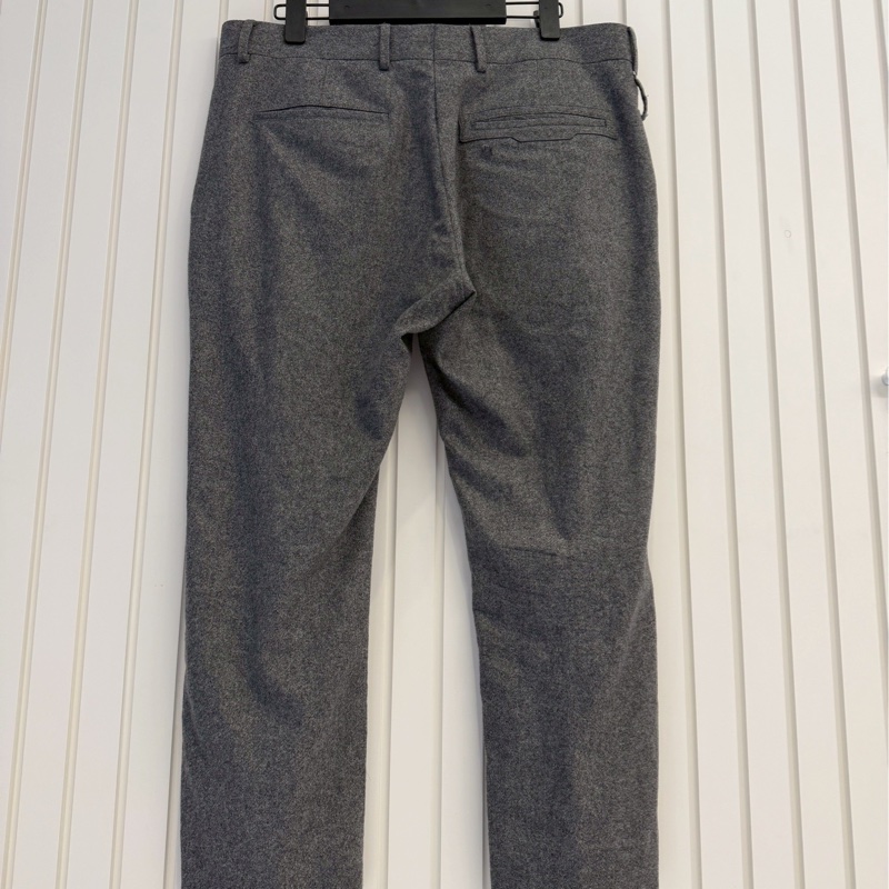 LV掛牌灰色西裝褲-1