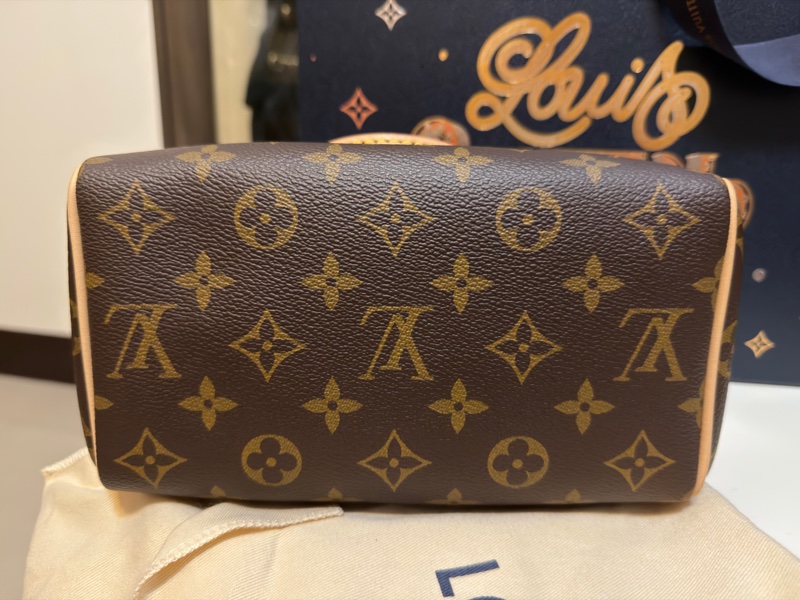 LV speedy20新款波士頓包-11