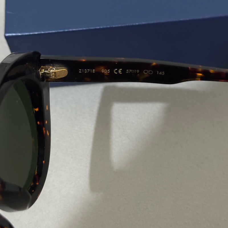 Louis Vuitton 貓眼玳瑁墨鏡-近全新-3