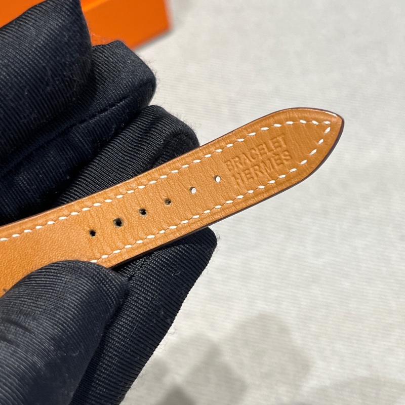 Hermes • Heure H 金棕金石英腕錶 21 附盒-17