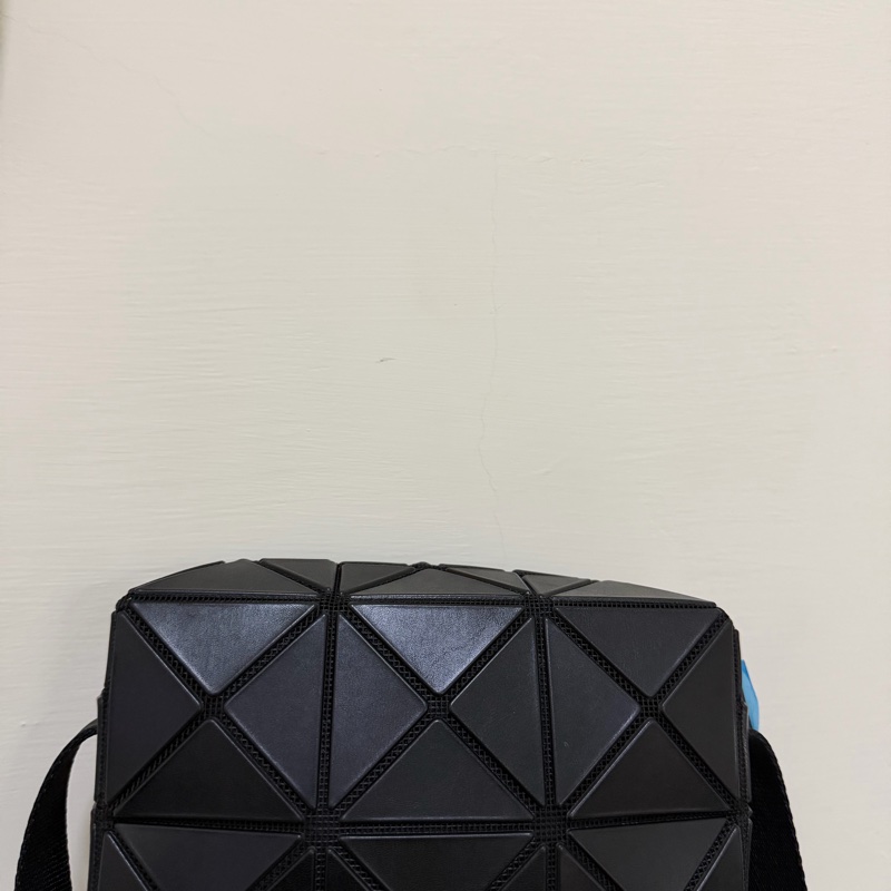 Bao Bao Issey Miyake 三宅一生 Cuboid 黑色 霧面-1