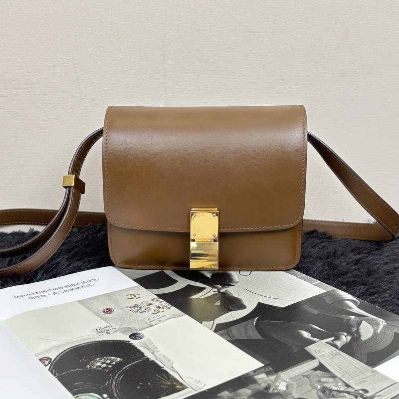 Celine • Box 焦糖棕金釦 豆腐包-4