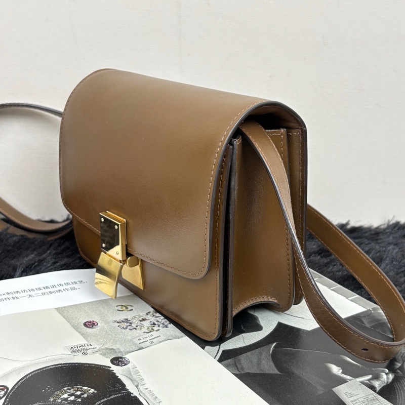 Celine • Box 焦糖棕金釦 豆腐包-5