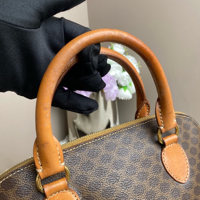 Celine • 經典老花Bolide 貝殼包-6