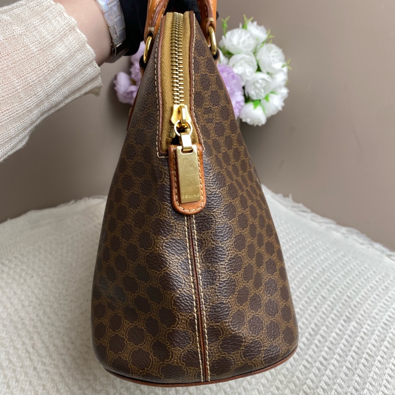 Celine • 經典老花Bolide 貝殼包-8