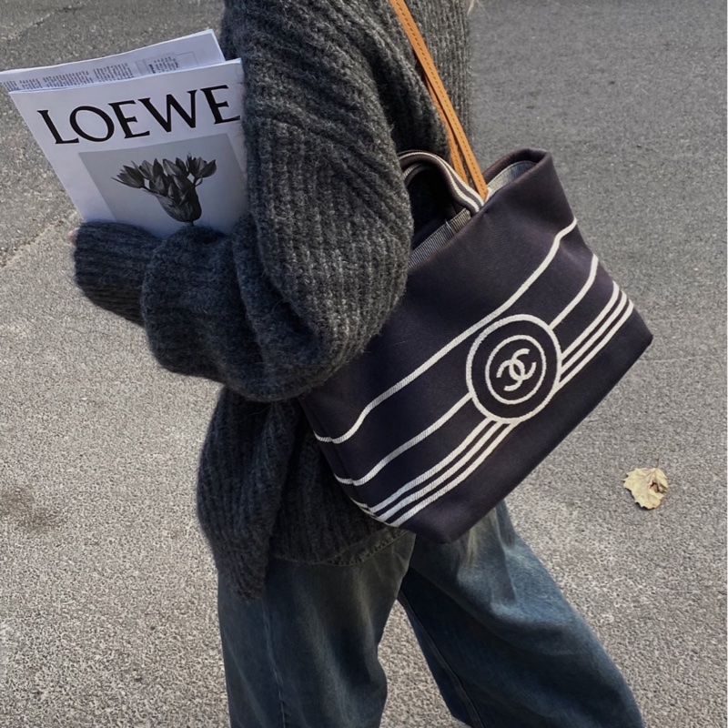 Chanel • 海軍藍條紋沙灘包 小號-4