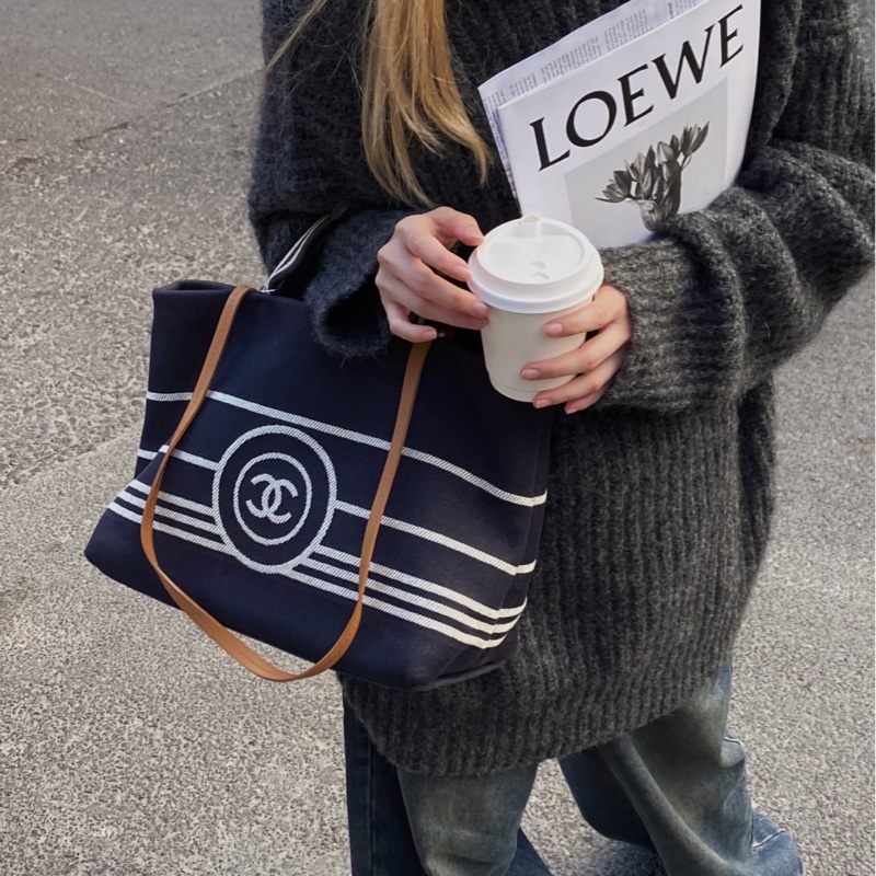 Chanel • 海軍藍條紋沙灘包 小號-5