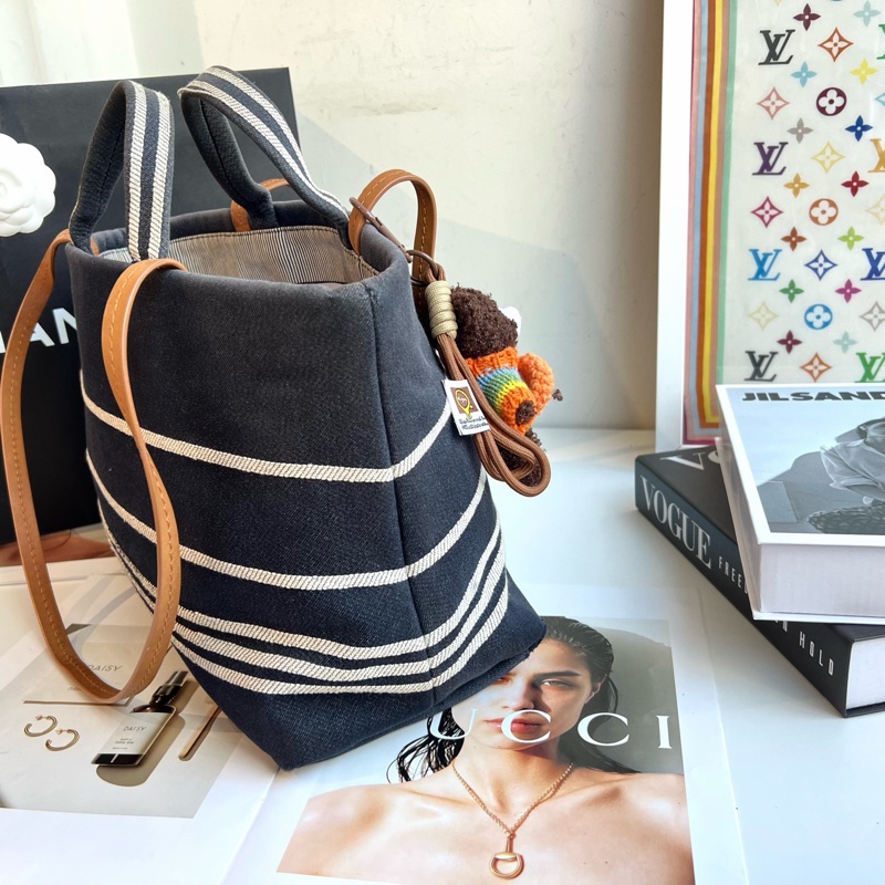 Chanel • 海軍藍條紋沙灘包 小號-8