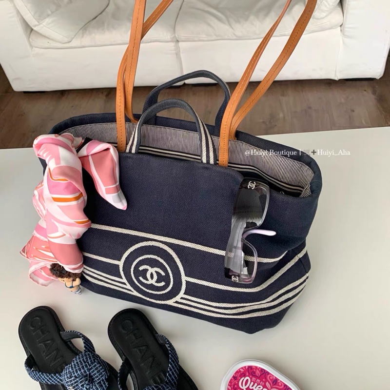 Chanel • 海軍藍條紋沙灘包 小號 附盒-0