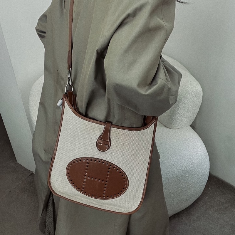 Hermes • Evelyne 29 烏木色銀釦拼帆布-1