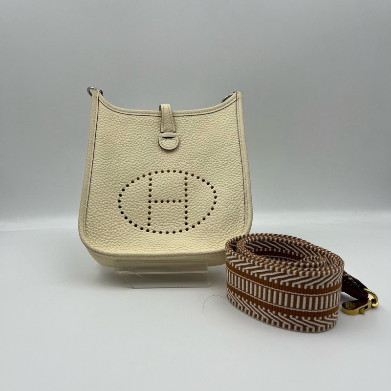 Hermes • Mini Evelyne 16 奶油白銀釦Tc皮-1