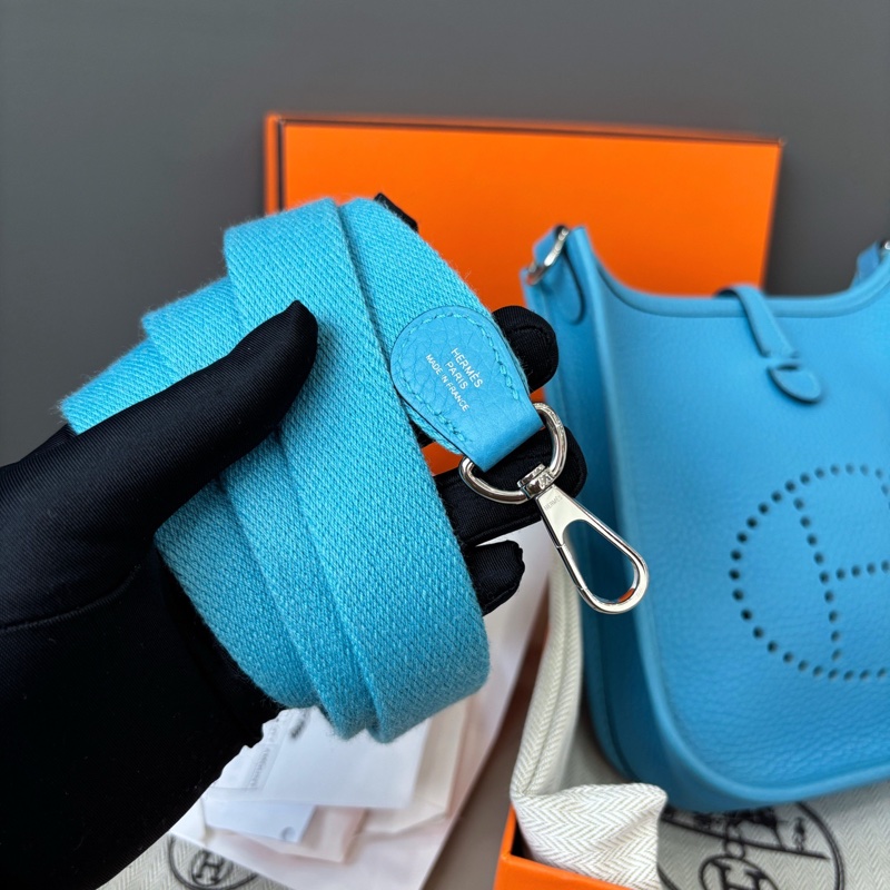 Hermes • Mini Evelyne 16 P3北方藍銀釦 大全配有購證-6