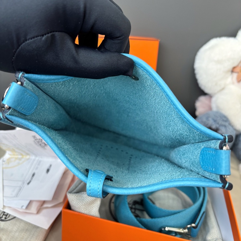 Hermes • Mini Evelyne 16 P3北方藍銀釦 大全配有購證-7