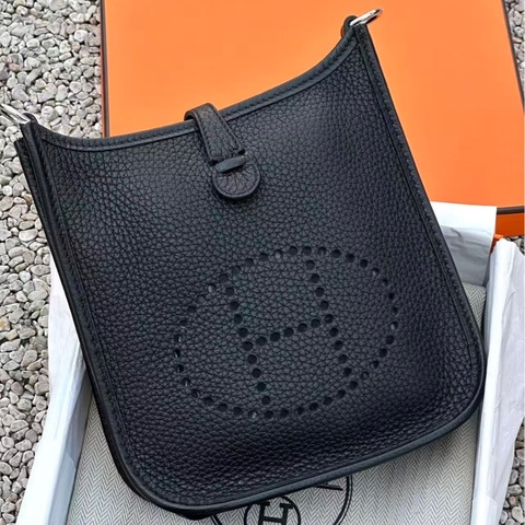 Hermes • Mini Evelyne 16 黑銀Tc皮 全配