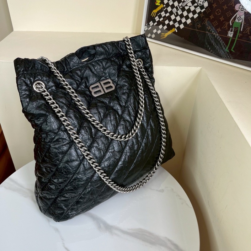 帥度拉滿😎男女都適🈴Balenciaga巴黎世家Crush黑銀油蠟皮中號垃圾袋單肩手提包-5