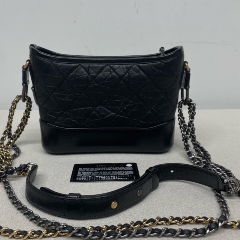 Chanel • Gabrielle 經典黑金牛皮流浪包 小號 有卡-6
