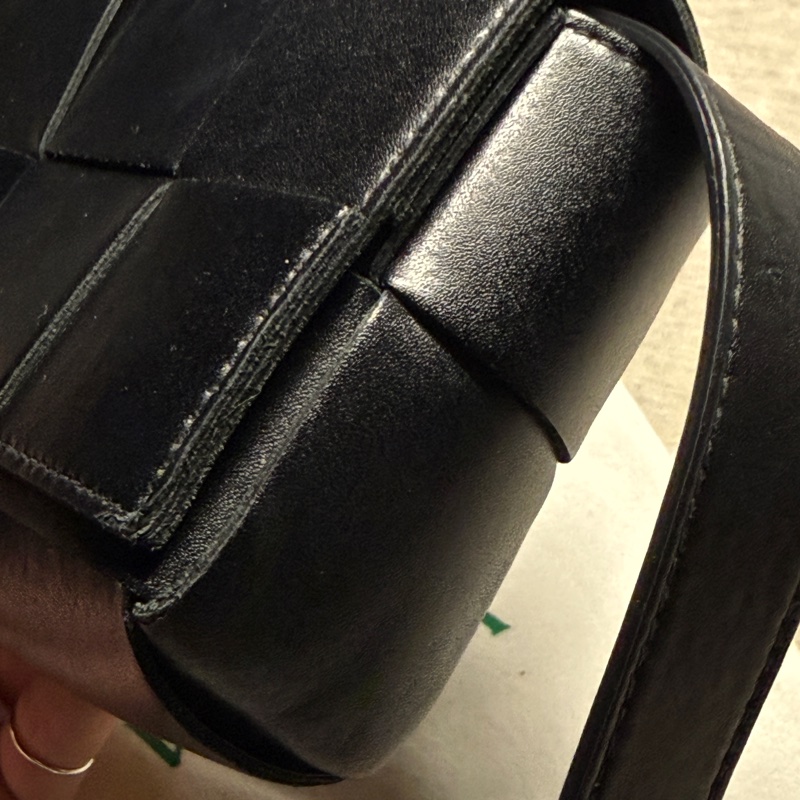 Bottega Veneta 。 BV 寶緹嘉•Cassette 8格-1