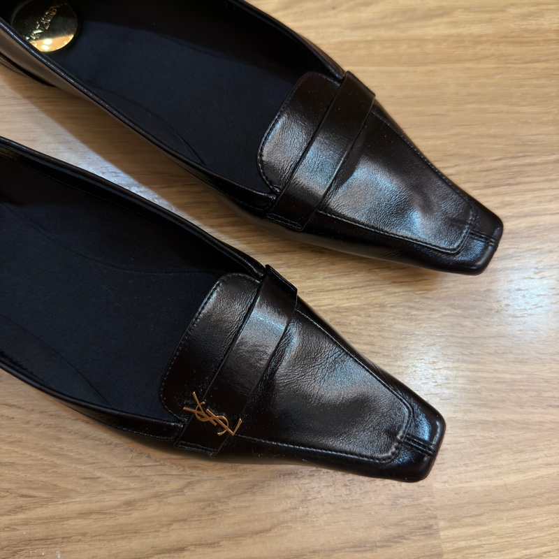 YSL Poppy 平底方頭鞋-9
