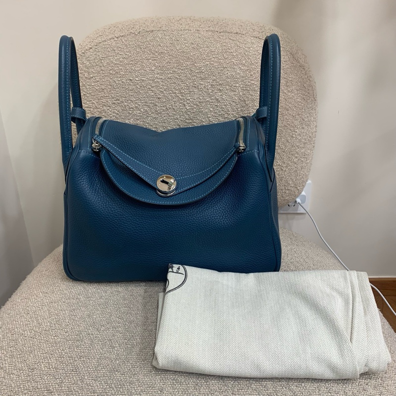 Hermes Lindy30 藍色銀扣 筐R 14年 鴨子藍拼湖水藍 配件：塵袋-0