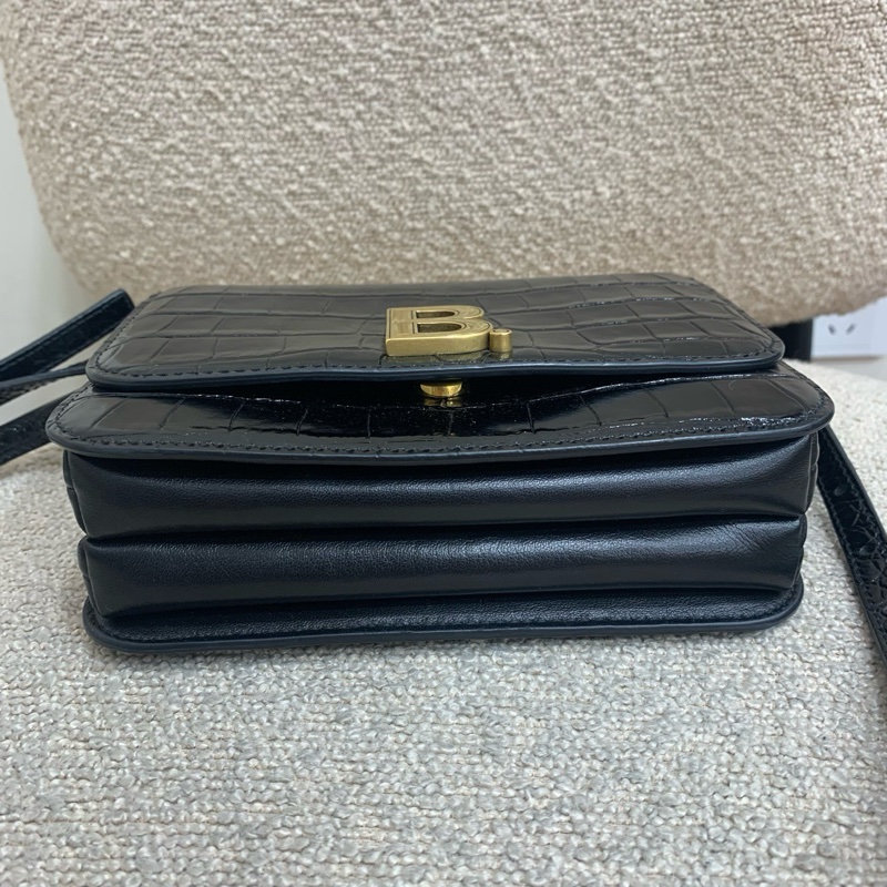 Balenciaga 巴黎世家 黑金鰐壓豆腐包 底長28  🈚附件-4