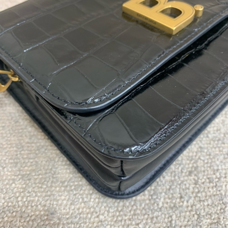 Balenciaga 巴黎世家 黑金鰐壓豆腐包 底長28  🈚附件-5