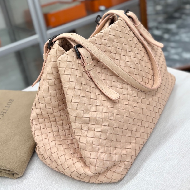 【狀況良好】Bottega Veneta BV 珊瑚粉編織小號托特單肩包，98新-2