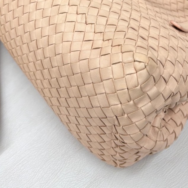 【狀況良好】Bottega Veneta BV 珊瑚粉編織小號托特單肩包，98新-10