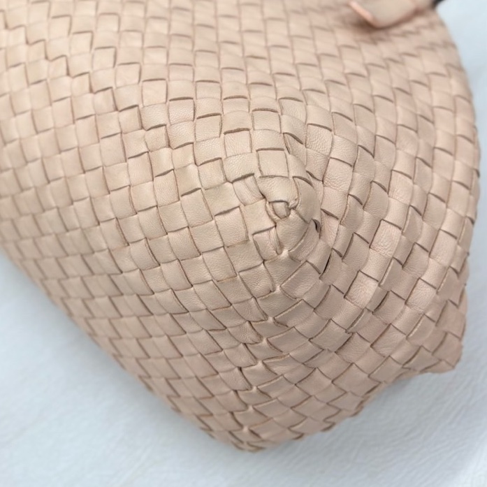 【狀況良好】Bottega Veneta BV 珊瑚粉編織小號托特單肩包，98新-11