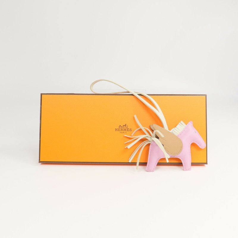 HERMES Milo/Swift皮革Rodeo Pegase PM掛飾Mauve Sylvestre/Chai/Craie-10