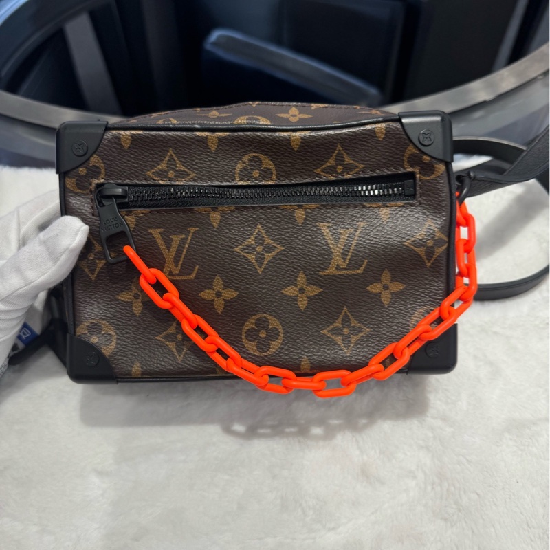 Louis Vuitton路易威登  秀款老花盒子包 soft trunk  男女同款-0