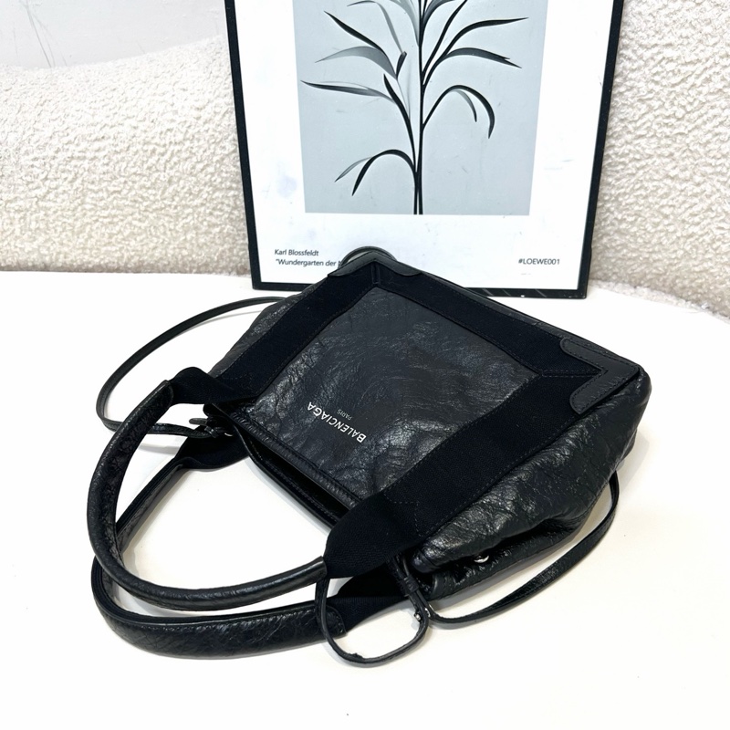 Balenciaga • 油臘牛皮拼帆布Navy Cabas 斜背包-6