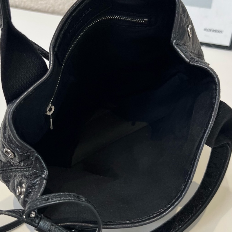 Balenciaga • 油臘牛皮拼帆布Navy Cabas 斜背包-7