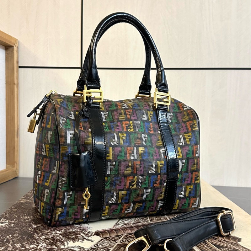 🩵MYMluxurybag🩵 Fendi 波士頓袋 monogram Chanel-5